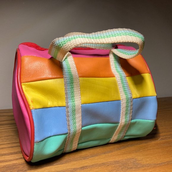 Bermuda Pouch - Picture 5 of 11